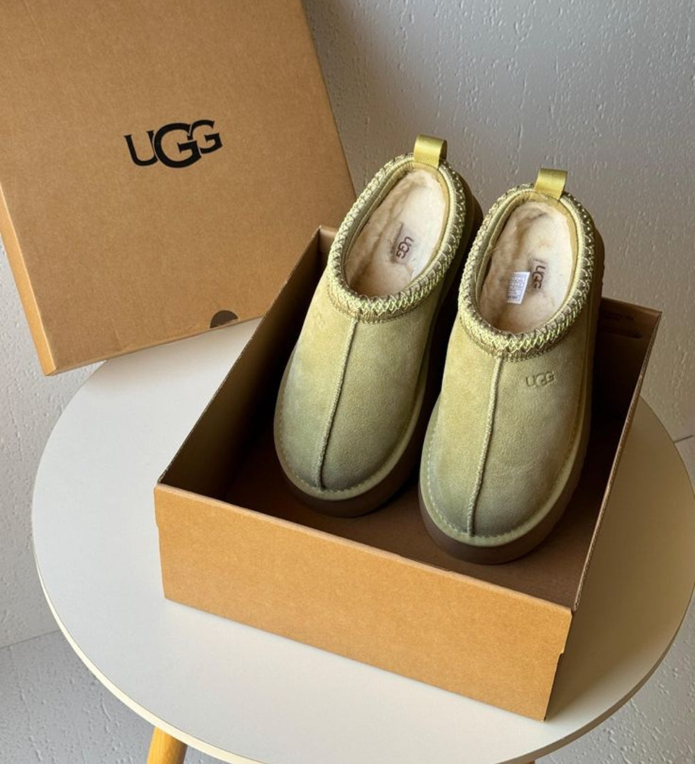 UGG  Women's Tazz II