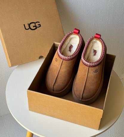 UGG  Women's Tazz II