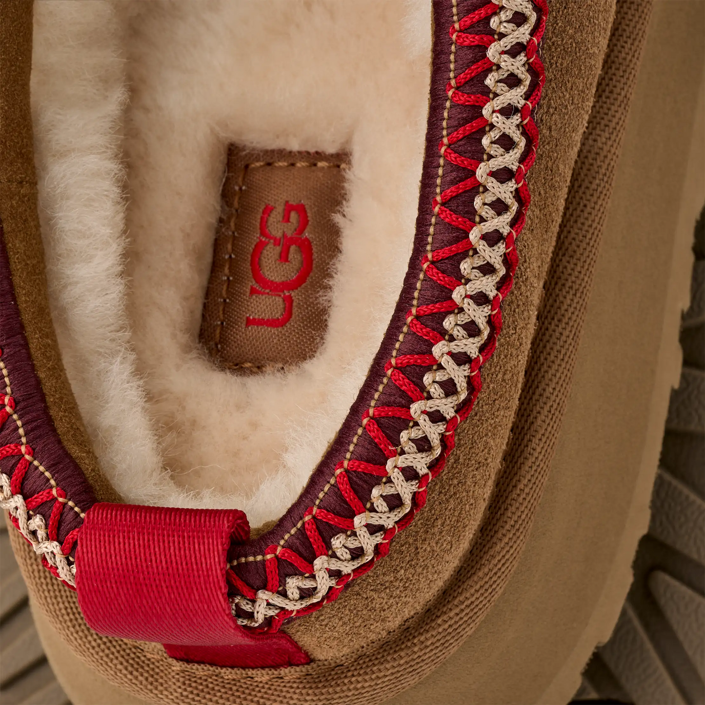 UGG  Women's Tazz II